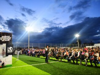 Presenta Leo Montañez Tercer Informe en la nueva cancha de Valle de los Cactus