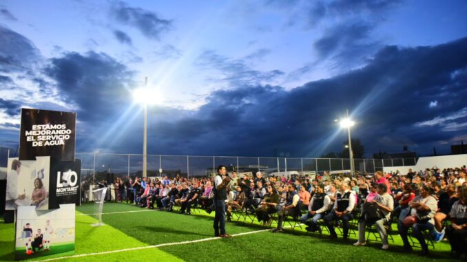 Presenta Leo Montañez Tercer Informe en la nueva cancha de Valle de los Cactus