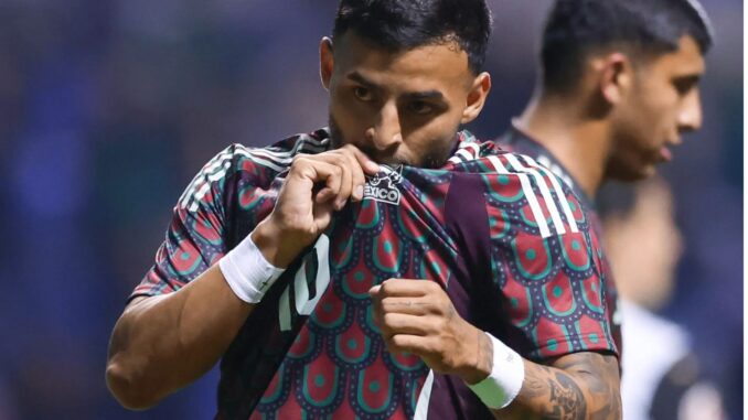 México enfrenta a EE.UU. confiado en poner fin a su mala racha