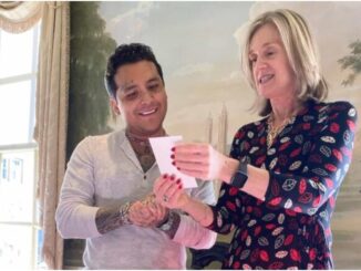  Christian Nodal es reconocido por la Universidad Harvard