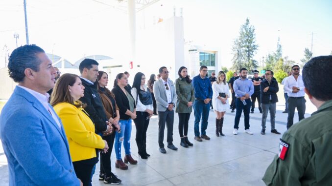 Visita Leo Montañez la Pensión Municipal "Paraíso" y Helipuerto para conocer avances de obra