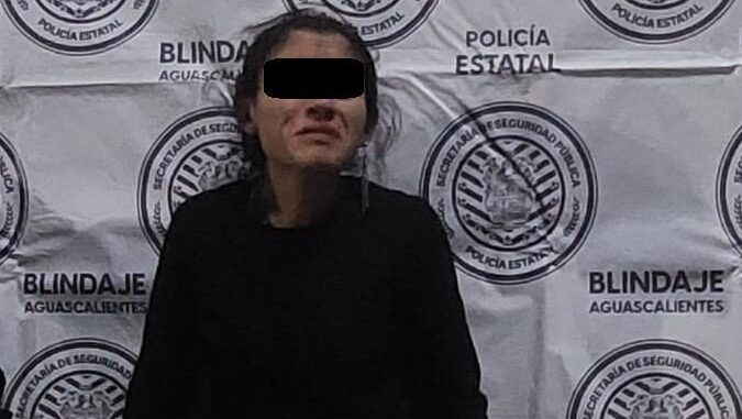 Capturan a una mujer en posesión de droga