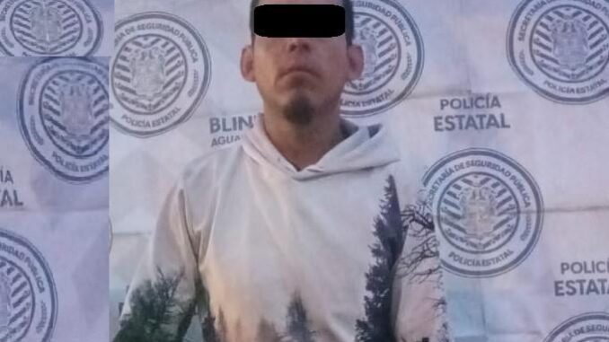 Detienen a una persona por violencia en contra de una mujer