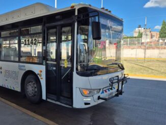 La Ruta 10 se divide en dos trayectos para disminuir el tiempo de espera a partir de este domingo