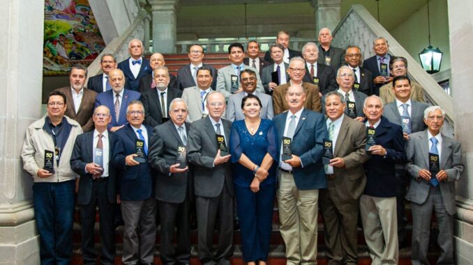 Conmemora Municipio de Aguascalientes 50 Aniversario de la carrera de Ingeniería Civil de la UAA