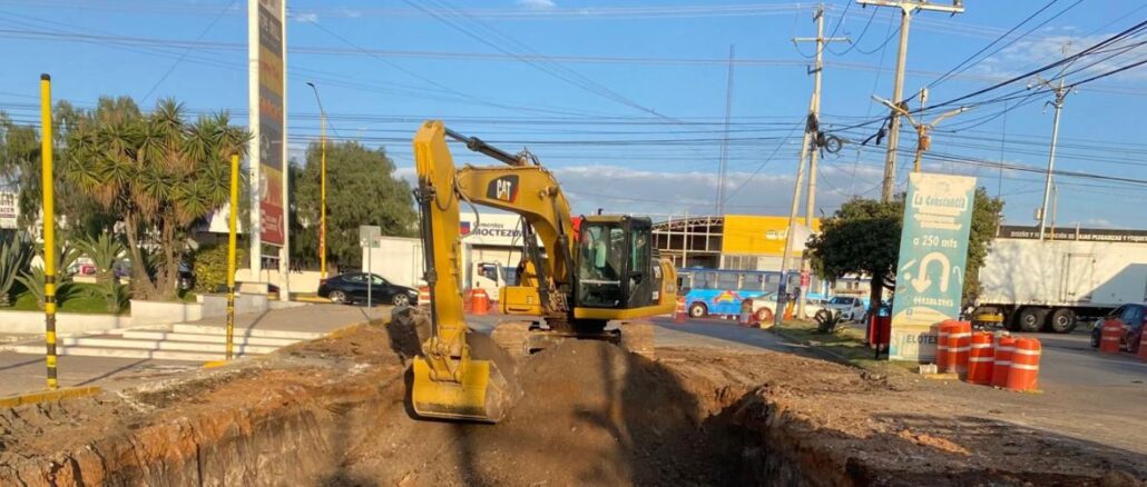 Trabaja Municipio de Aguascalientes en la última etapa del concreto hidráulico en la Av. del Mercado de Abastos