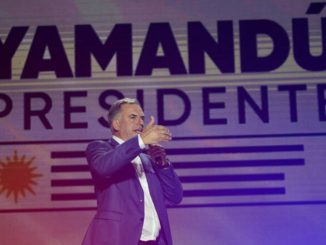 Orsi, heredero político de Mujica, gana la presidencia de Uruguay