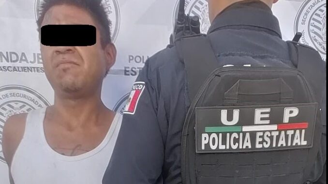 Detienen a una persona por posesión de droga