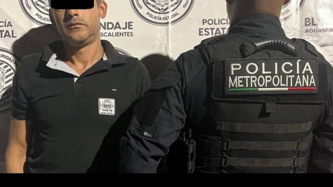 Policías Estatales detienen a cuatro personas por posesión de droga