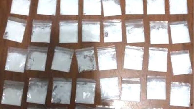 Golpe al narcomenudeo, fue detenido un distribuidor con 42 envoltorios con cocaína