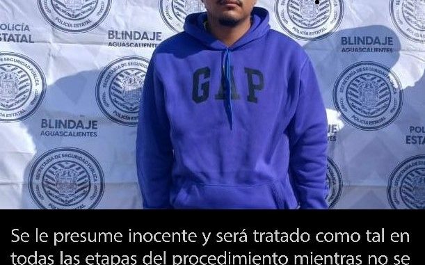 Policías Estatales detienen a una persona por uso de licencia de conducir falsa
