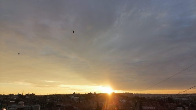 Buen Día...!!