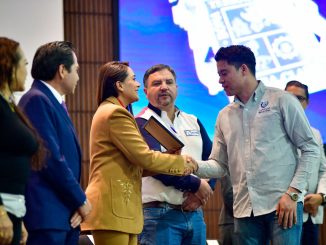 Entrega Gobernadora Tere Jiménez Becas de Inglés a estudiantes del Instituto Tecnológico de Aguascalientes; les permitirán acceder a mejores oportunidades laborales