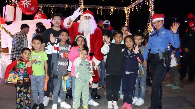 Policías Estatales llevan esperanza y alegría a las niñas y niños de Aguascalientes
