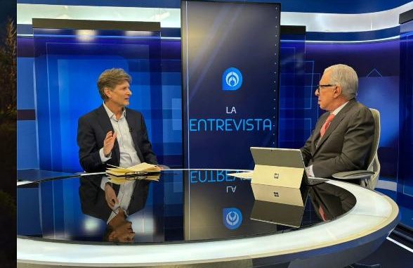 Enrique de la Madrid anuncia su salida del PRI