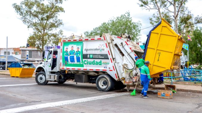 Pone en marcha la Secretaría de Servicios Públicos más rutas para la recolección de basura por Temporada decembrina