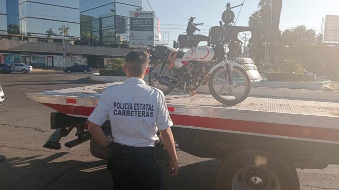 Aseguran motocicleta con alteraciones en sus números de serie