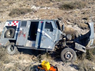 Atienden accidente tipo volcadura en Tepezalá