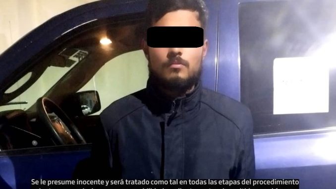 Llevaba un envoltorio con mariguana y fue detenido