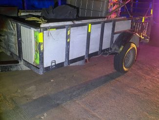 Policías Estatales aseguran un remolque con alteraciones
