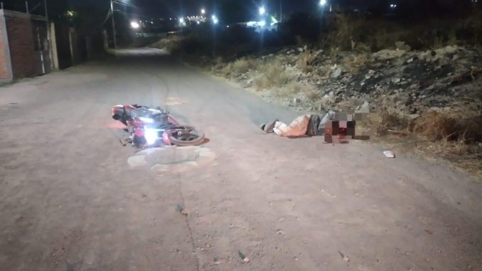 Policías Viales de Aguascalientes atendieron el reporte de la caída de un conductor de motocicleta