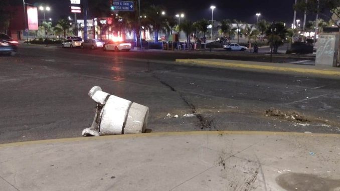 Policías Viales de Aguascalientes atendieron el reporte del choque de una motocicleta contra un objeto fijo