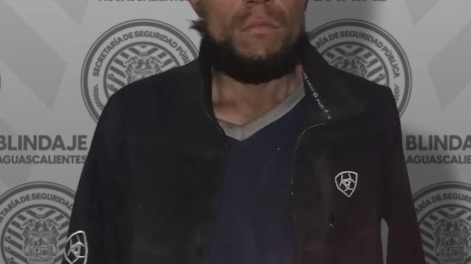 Policías Estatales detienen a una persona en posesión de droga