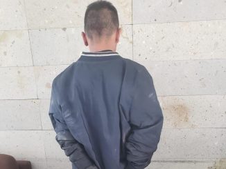 Policías Municipales de Aguascalientes detienen a una persona en El Cedazo, por los delitos de robo calificado y daños a la infraestructura urbana