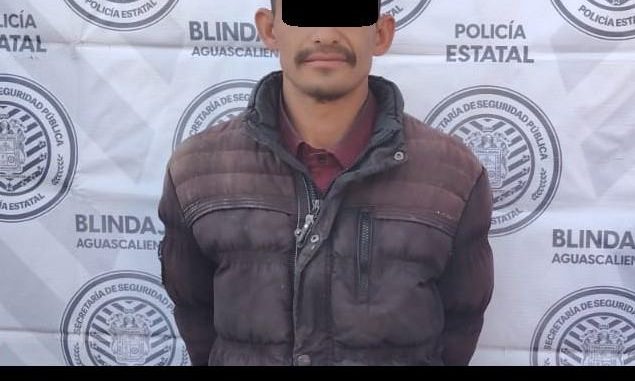 Policías Estatales detienen a una persona en posesión de droga en Jesús María