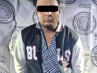 Policías detienen a una persona con orden de aprehensión en Cosío