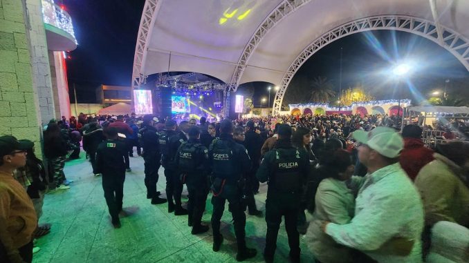 Policía Estatal presente en la feria Regional de Cosío