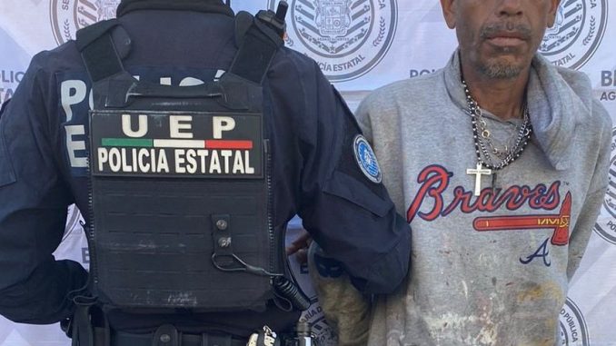 Policías Estatales capturan a individuo en posesión de droga