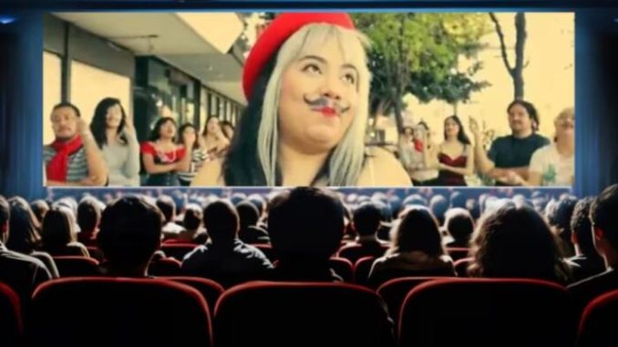No es broma: Proyectarán en cine parodia de 'Emilia Pérez' 
