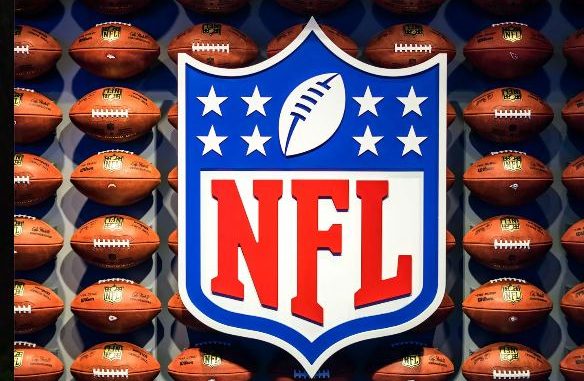 Foto de Adrian Curiel en Unsplash