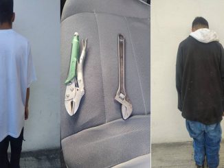 Elementos de la SSPM de Aguascalientes detienen a dos personas en la colonia Desarrollo Especial Central de Abastos, por el delito de robo calificado