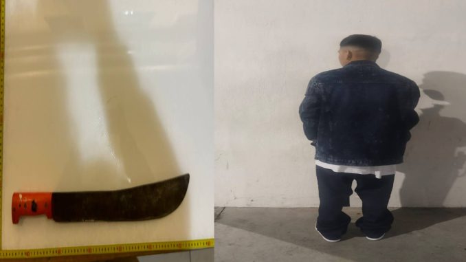 Elementos de la SSPM de Aguascalientes detienen a una persona en la colonia Constitución, por la presunta portación de un arma prohibida