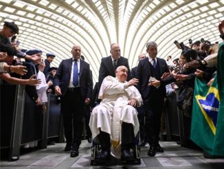 Papa advierte que si Trump cumple sus deportaciones sería "una desgracia"