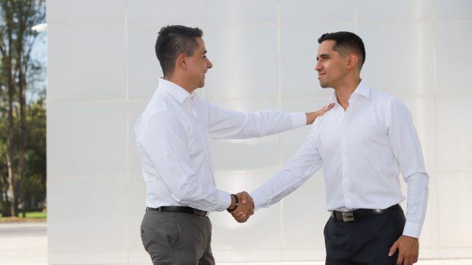 Con trato digno y especializado, UAA asesora y orienta a personas en condición de refugiadas en el Estado