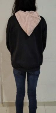 Policías Municipales de Aguascalientes detienen a una persona del sexo femenino en el fraccionamiento Santa Anita, por el probable delito de cohecho, luego de que interviniera en una actuación policial