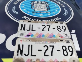 Aseguran vehículo con placas sobrepuestas