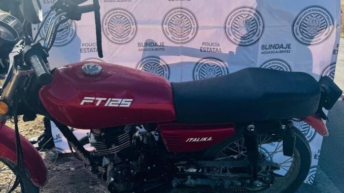 Aseguran motocicleta con alteraciones en su número de serie