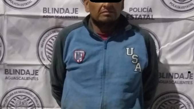 Detienen a una persona por posesión de narcótico