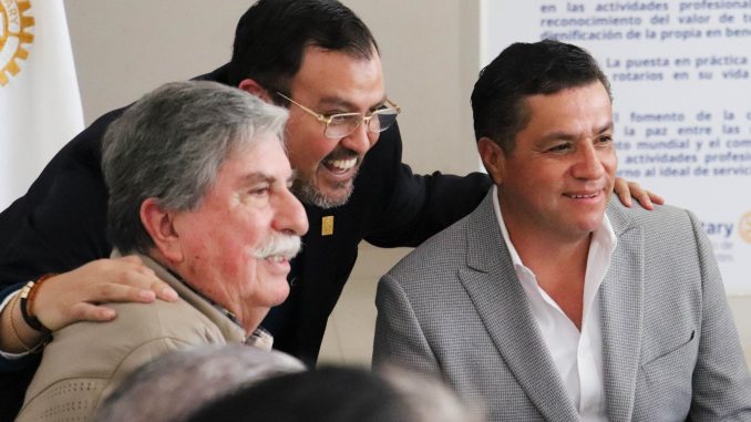 Director General IDEA sostuvo una reunión con miembros del Club Rotario