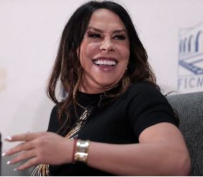 Editorial cancela la publicación de la autobiografía de Karla Sofía Gascón