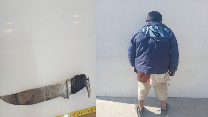 Con un machete de aproximadamente 60 centímetros de largo, una persona es detenida por Elementod de la SSPM de Aguascalientes