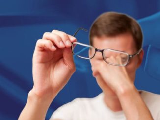 Dedicar una hora diaria más a las pantallas se asocia a un 21% más de riesgo de miopía