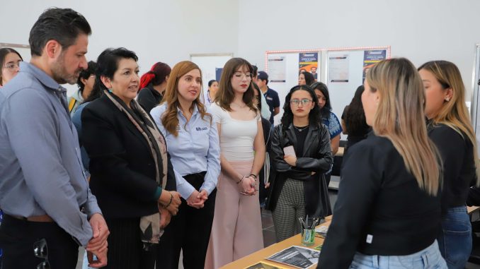 La UAA conecta a sus estudiantes con el mundo laboral a través de feria de empleo