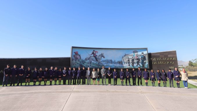 La UAA conmemora el Día de la Bandera con un llamado a la unidad y el compromiso social