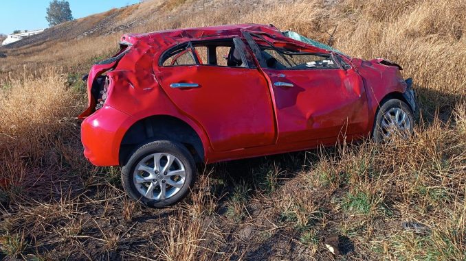 Atienden accidente de tránsito en Rincón de Romos
