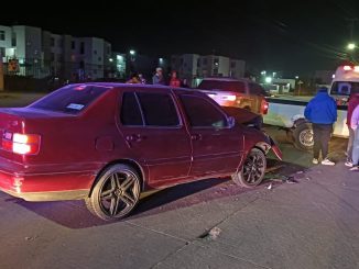 Policías Viales de Aguascalientes atienden reporte de choque que se registró en el fraccionamiento Hacienda San Marcos